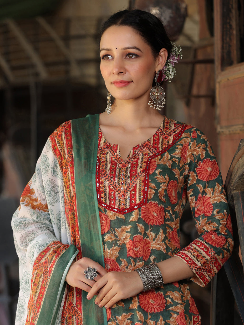 Women Green and Orange Floral Printed Pure Cotton Straight Kurta With Printed Trouser And Printed Dupatta