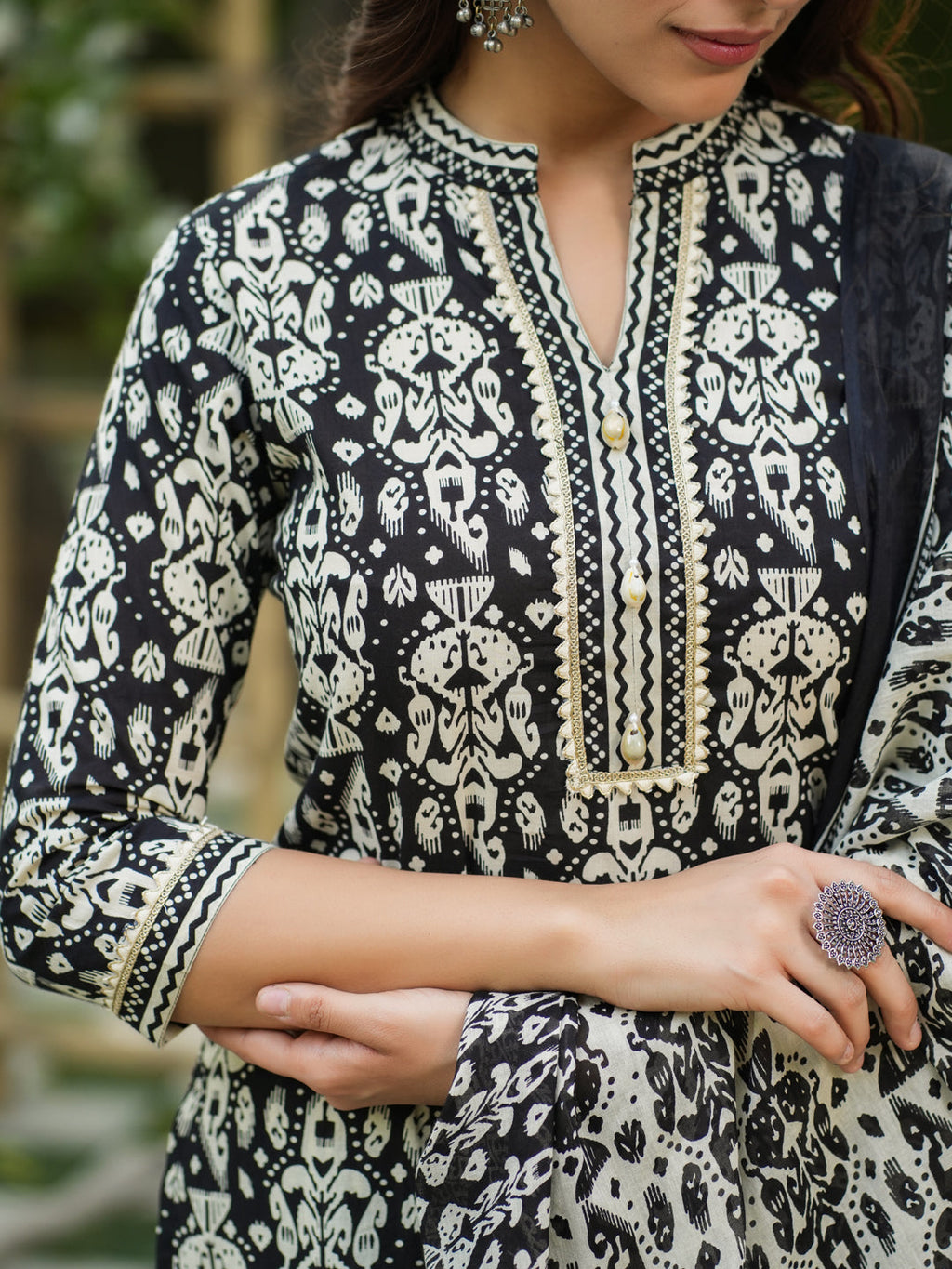 Women Black Ikat Printed Pure Cotton Straight Kurta With Printed Trouser And Printed Dupatta