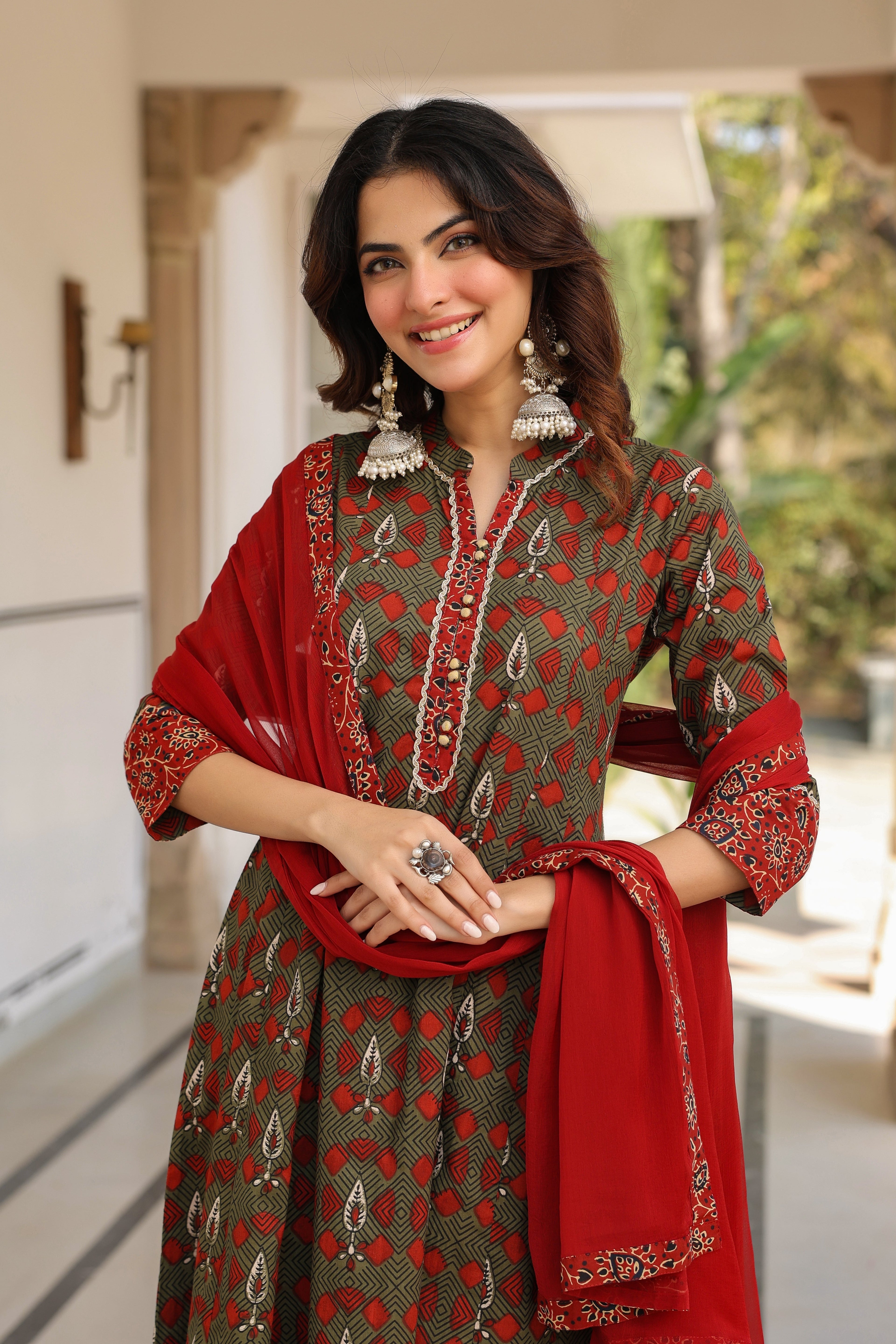 Women Ethnic Motifs Printed Regular Pure Cotton Kurta with Trousers & With Dupatta